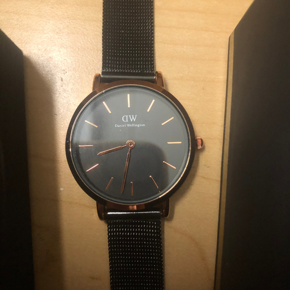 Daniel Wellington Classic Petite Ashfield Rose - Picture 4 of 5